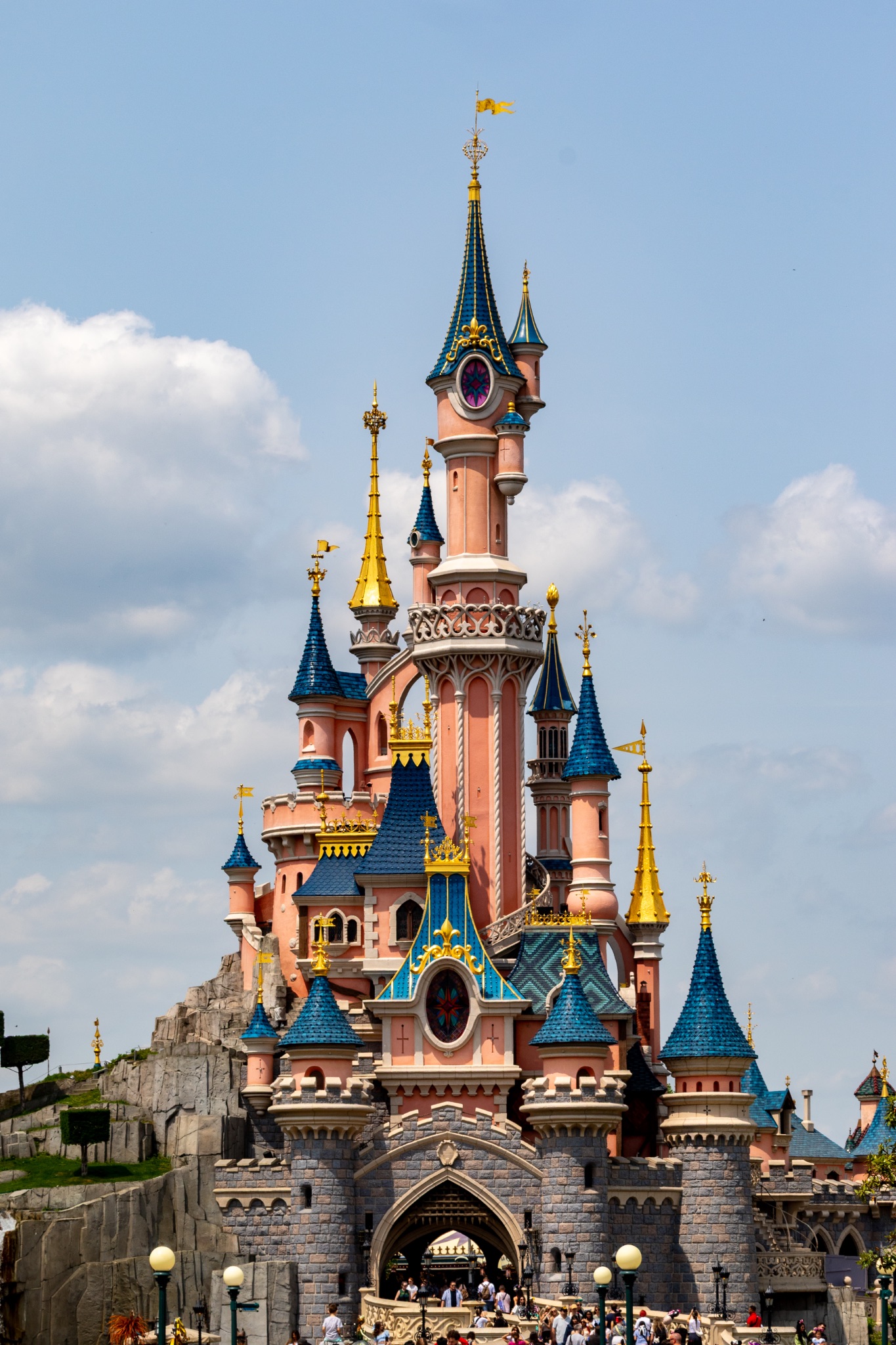 Enjoy the images from Disneyland Paris!