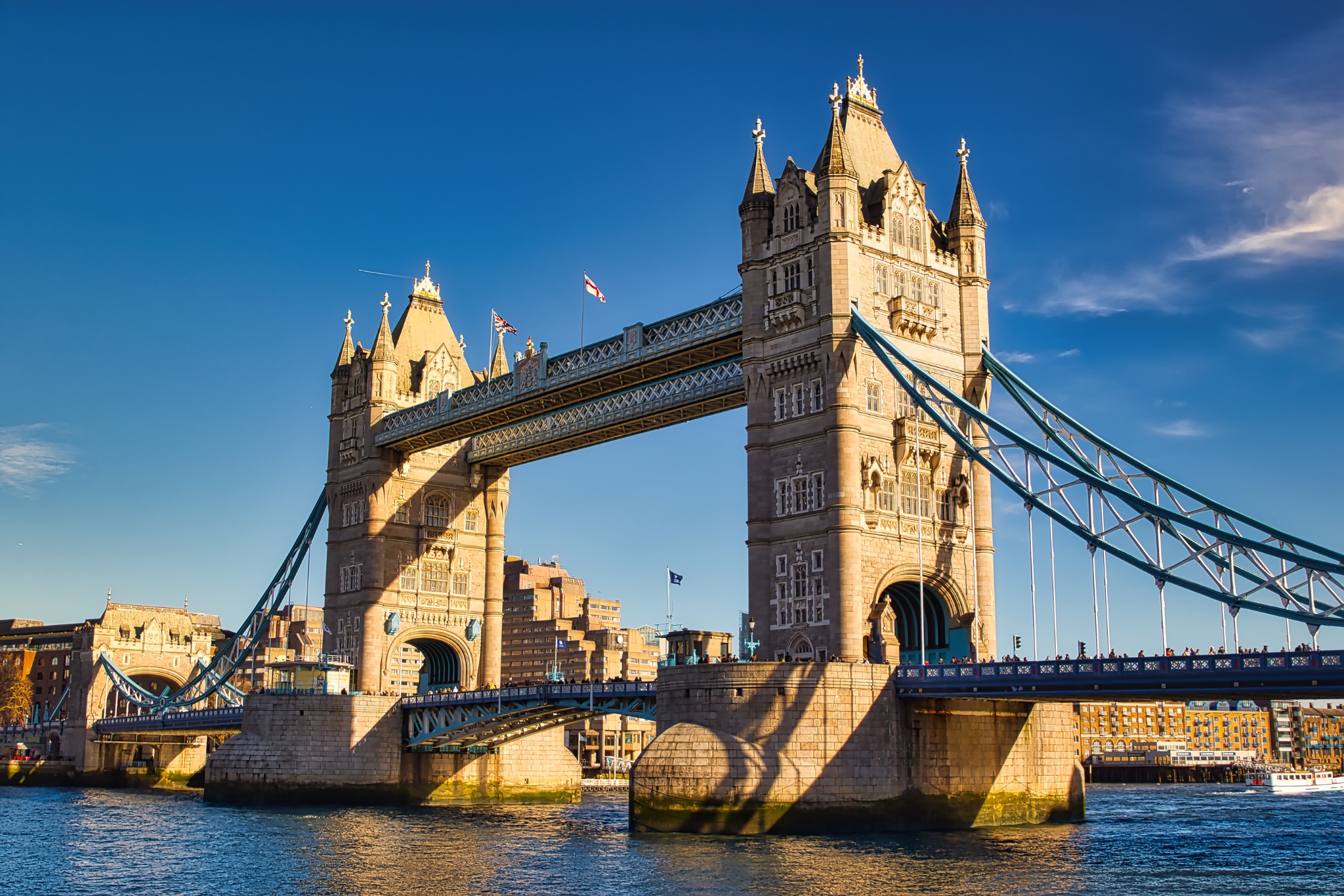 Tower Bridge, London: View of Bridge Structure and Surroundings