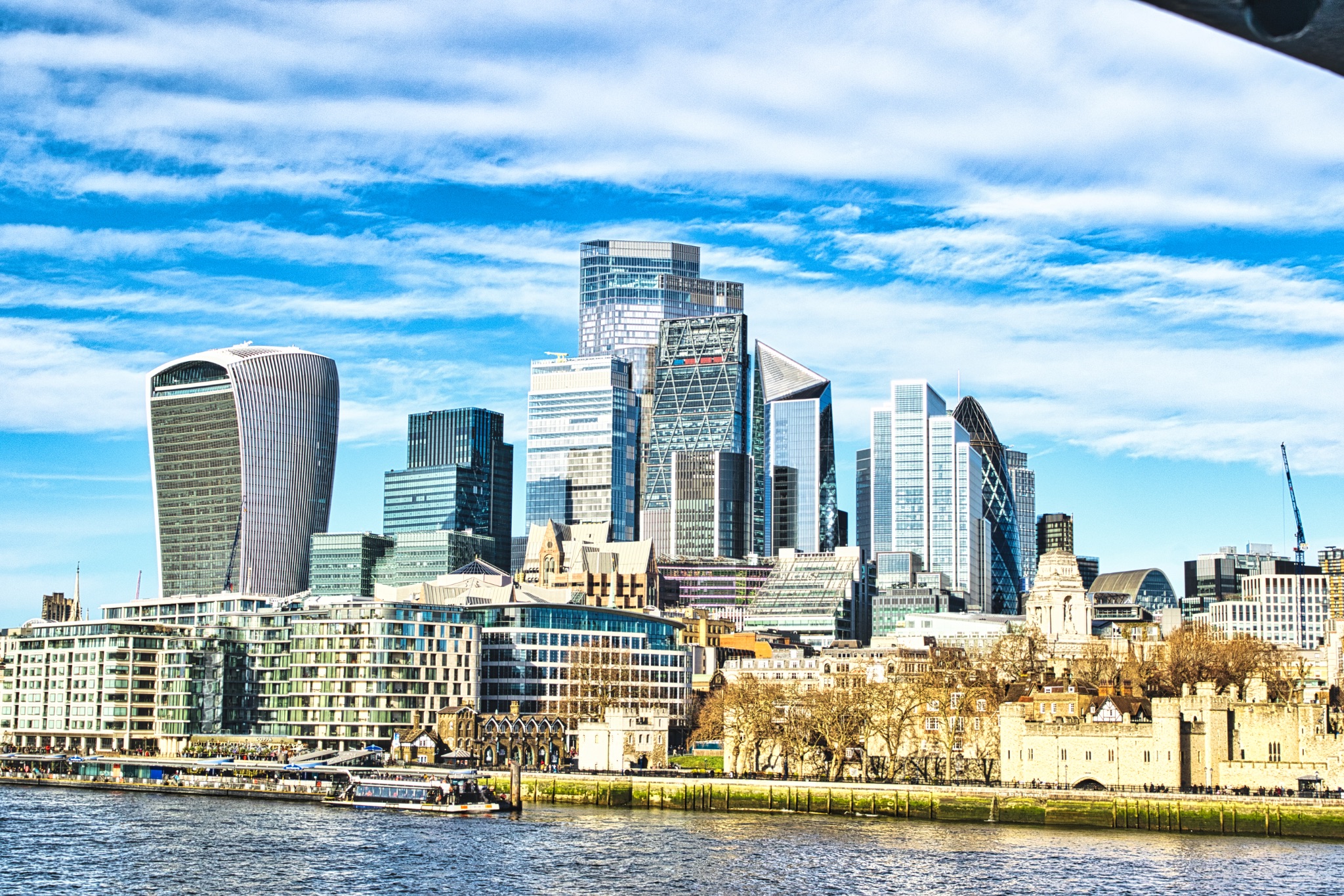 London Cityscape: Modern and Historic Architecture along the Thames River
