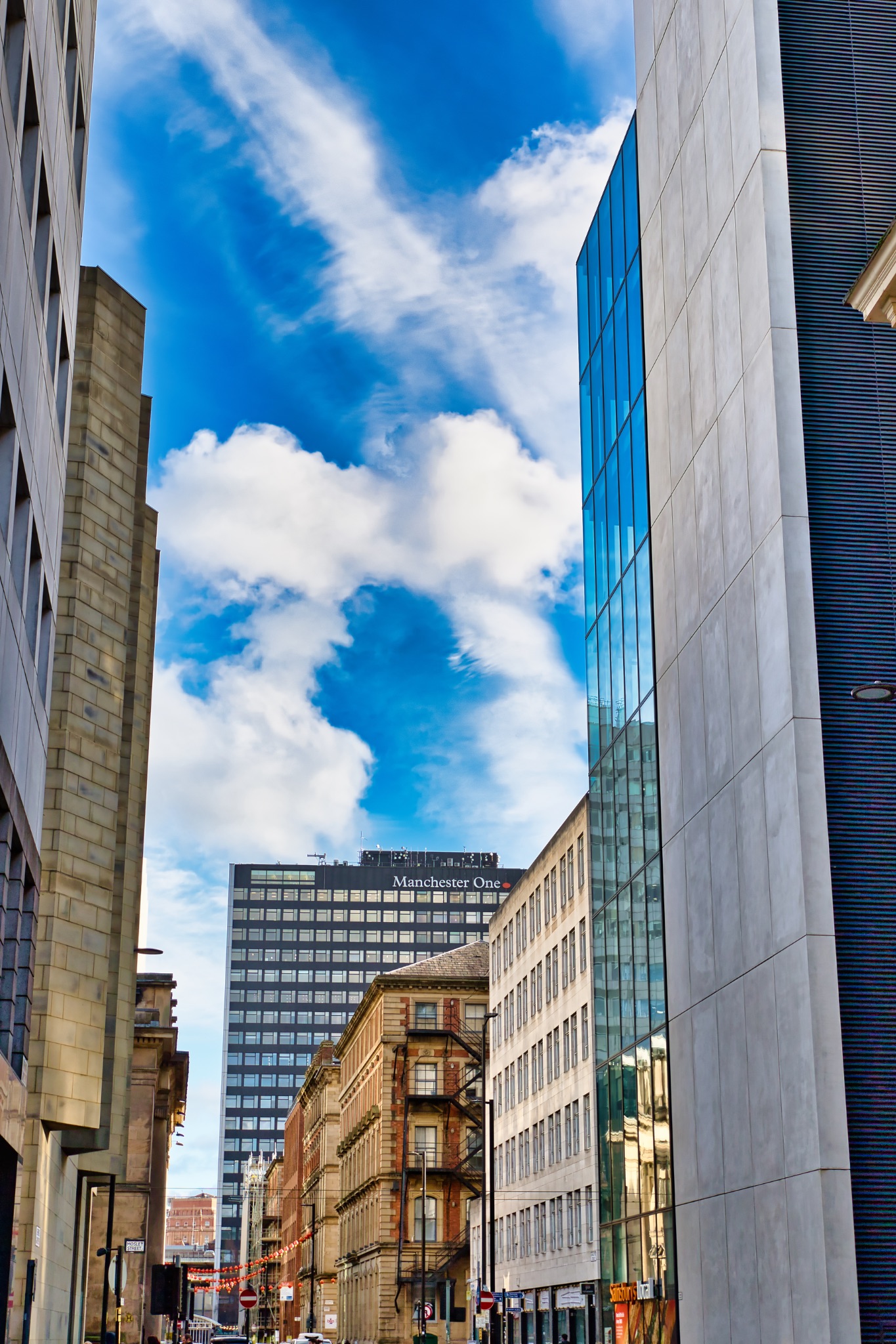 Manchester Street Scene: Modern and Historic Buildings
